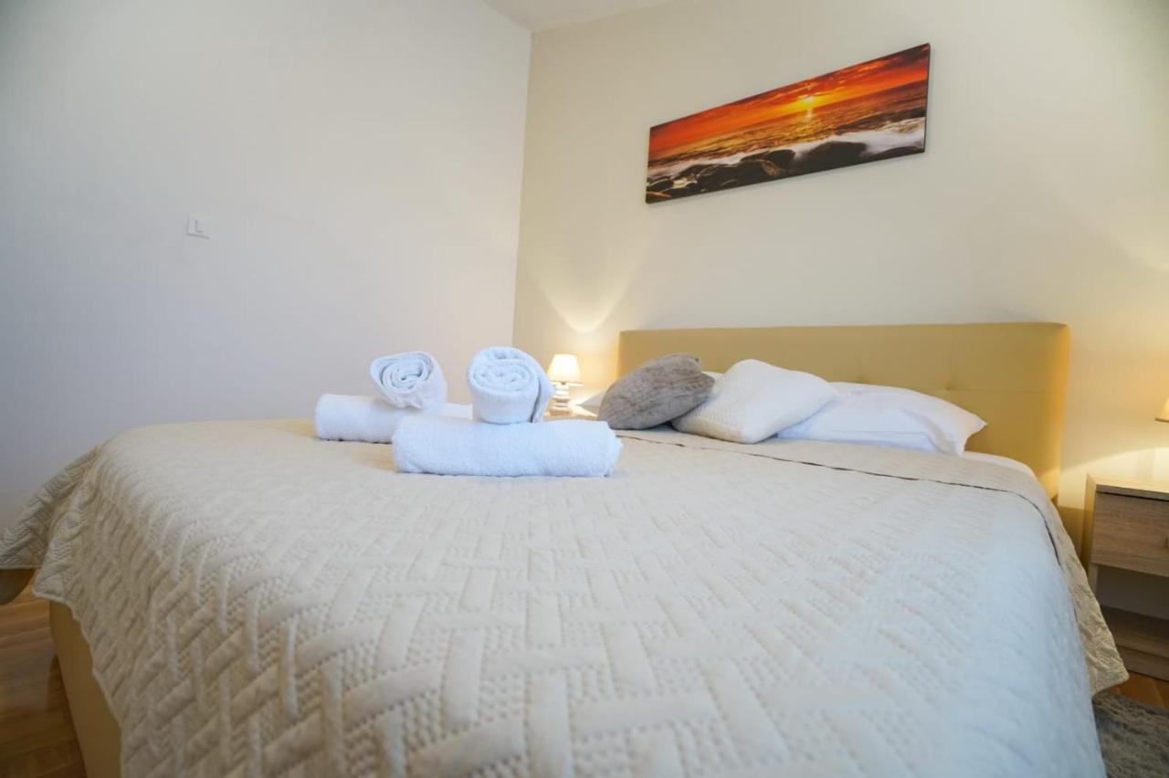 Apartment Nicol Zadar Exterior photo