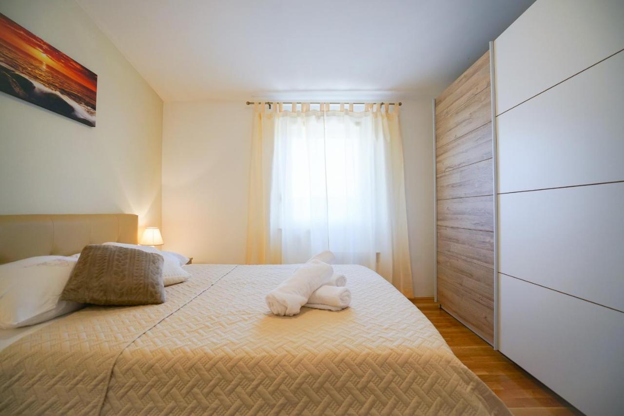 Apartment Nicol Zadar Exterior photo